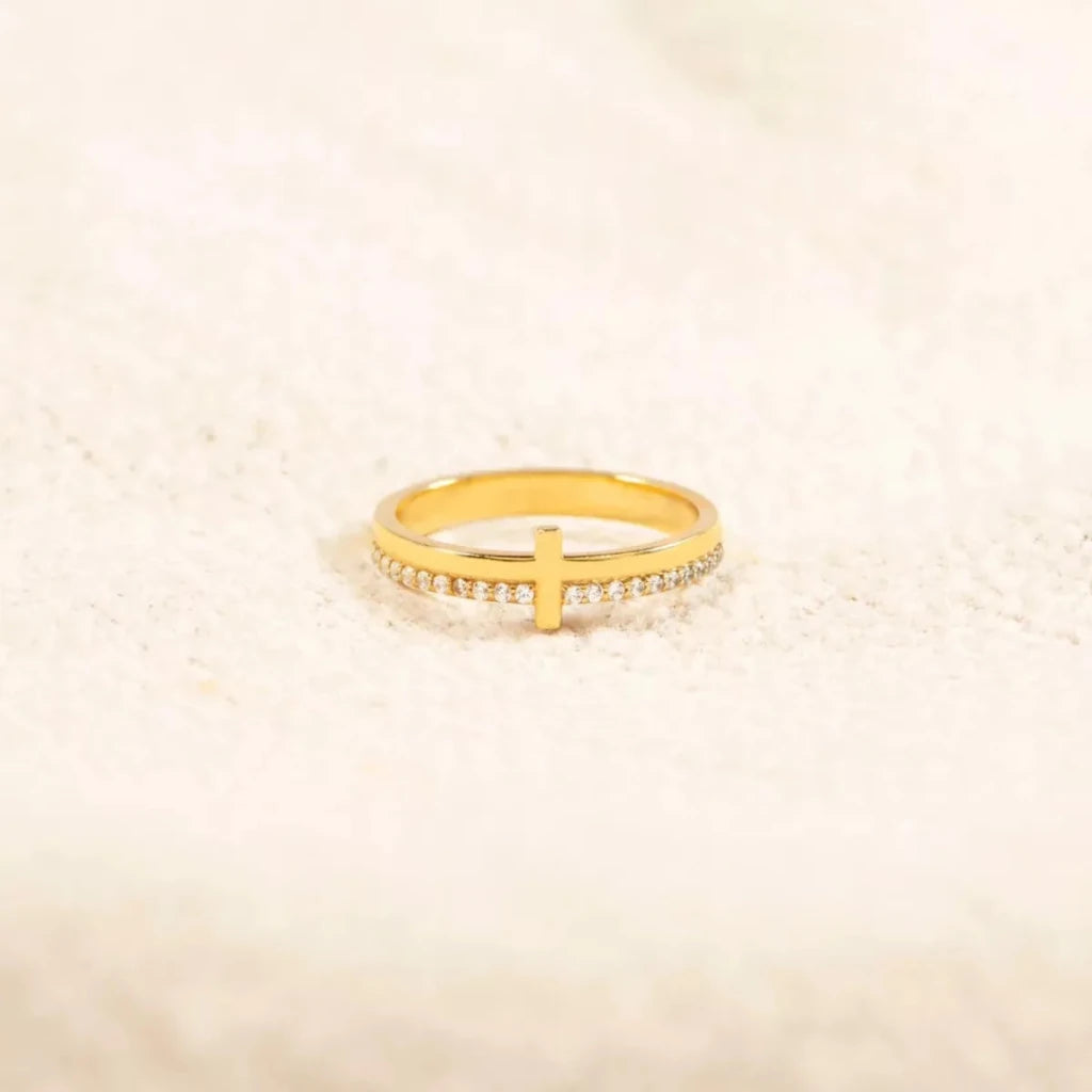 Gold 925 sterling silver cross ring, side view