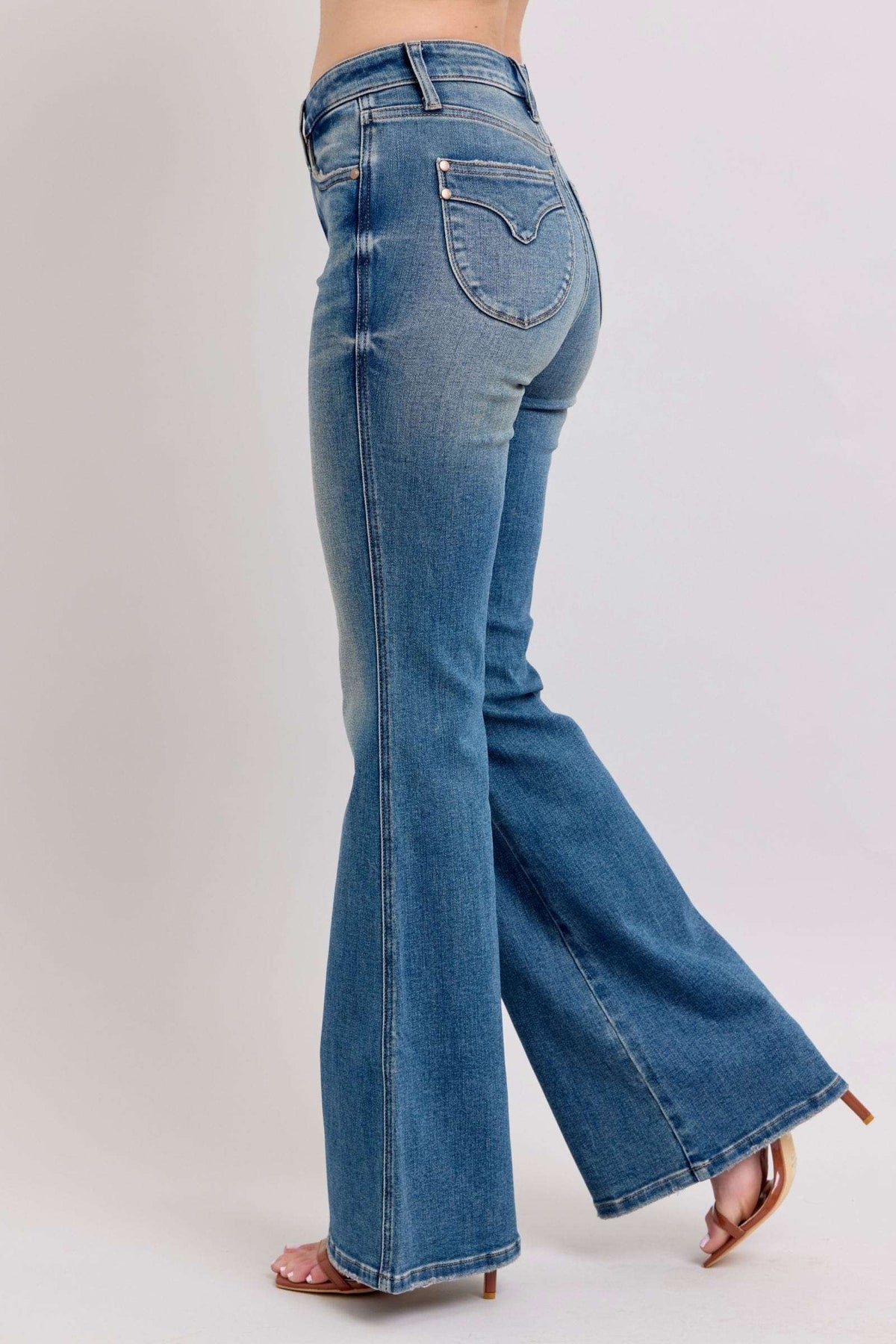 Trendsi jeans Judy Blue MR Tummy Control Vintage Wash Jeans Judy Blue MR Tummy Control Vintage Wash Jeans