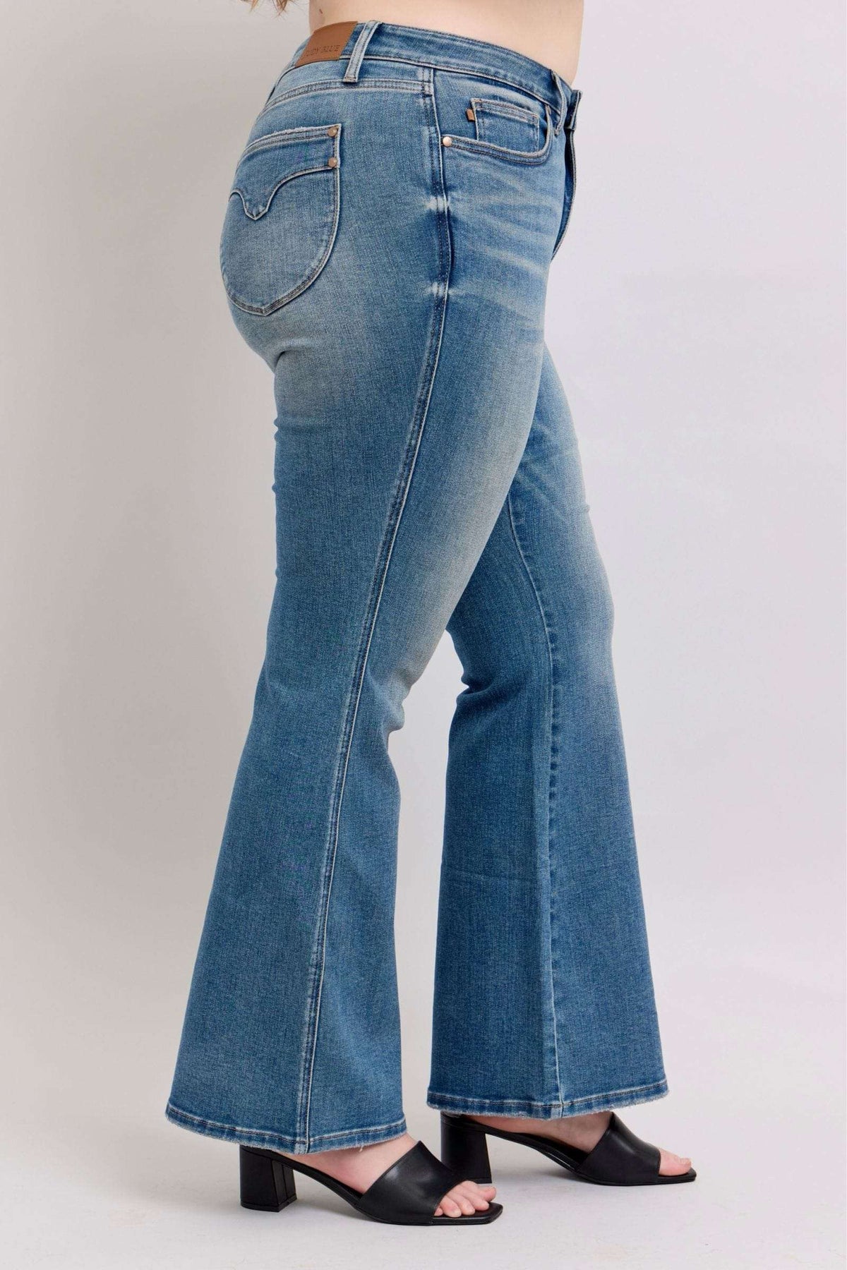 Trendsi jeans Judy Blue MR Tummy Control Vintage Wash Jeans Judy Blue MR Tummy Control Vintage Wash Jeans