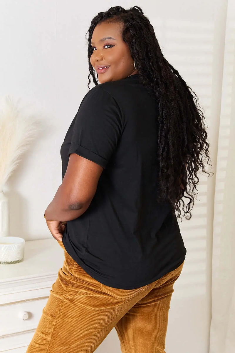 Trendsi Shirts and Blouses Simply Love BE KIND Graphic Round Neck T-Shirt BE KIND Graphic Round Neck T-Shirt