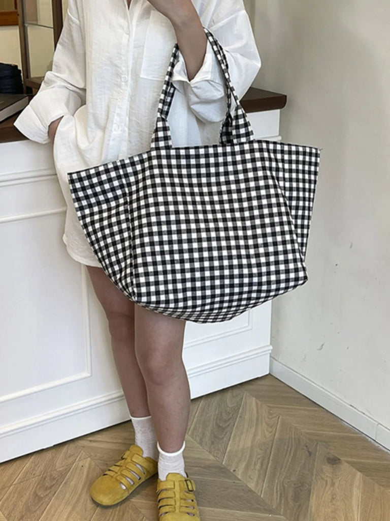 Classic Plaid Tote Bag - Black by Trendsi from FREYA’S CLOSET