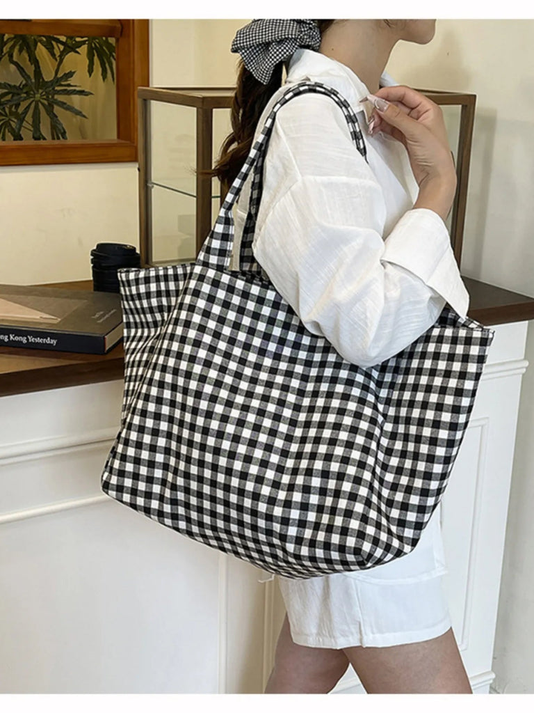 Classic Plaid Tote Bag - Black by Trendsi from FREYA’S CLOSET