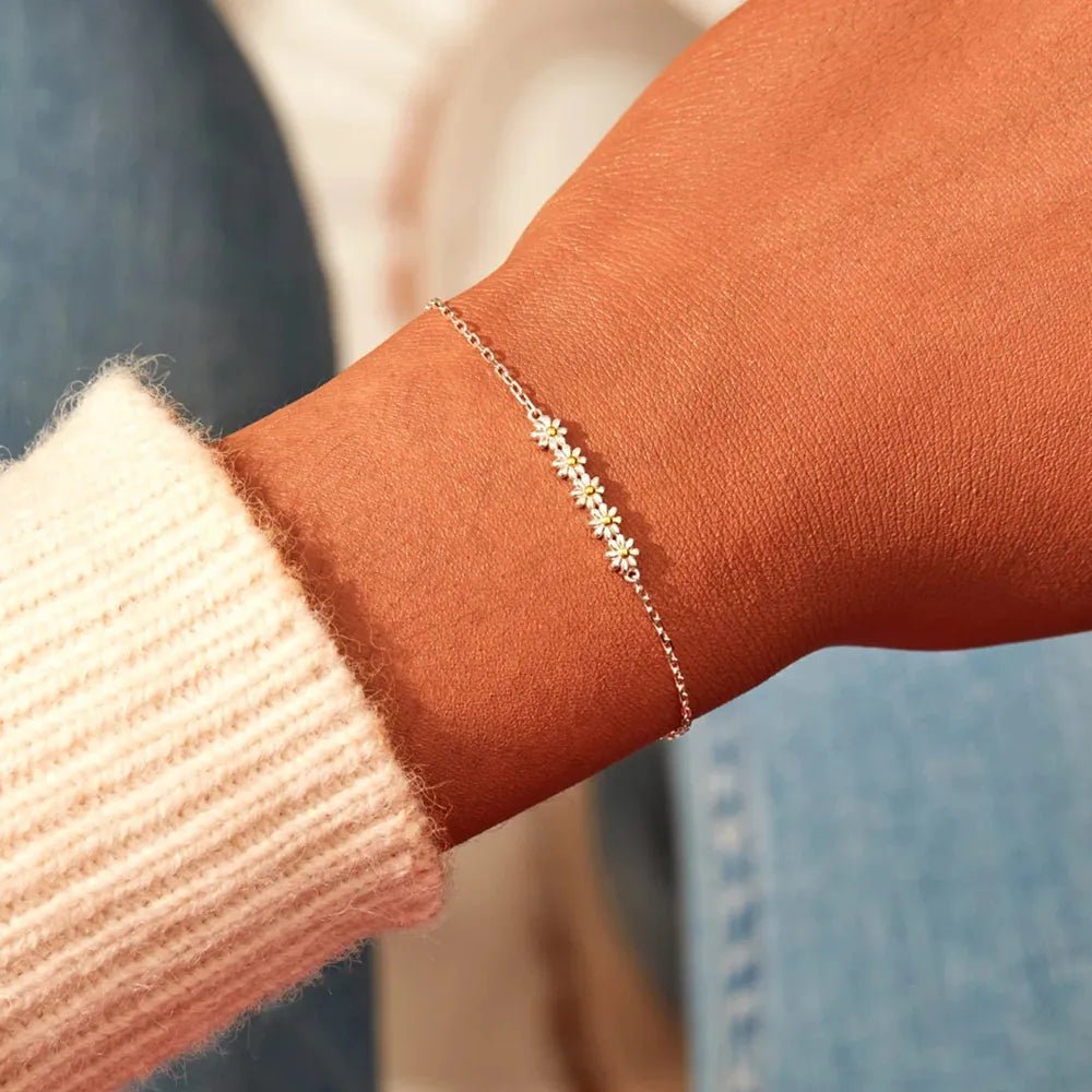 Daisy Shape Spring Ring Closure Bracelet - Silver by Trendsi from FREYA’S CLOSET