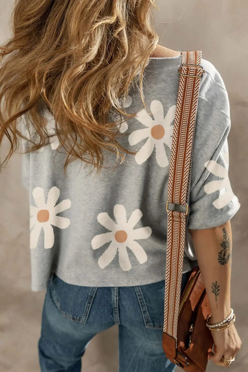 Trendsi Shirts and Blouses Flower Round Neck Half Sleeve T-Shirt