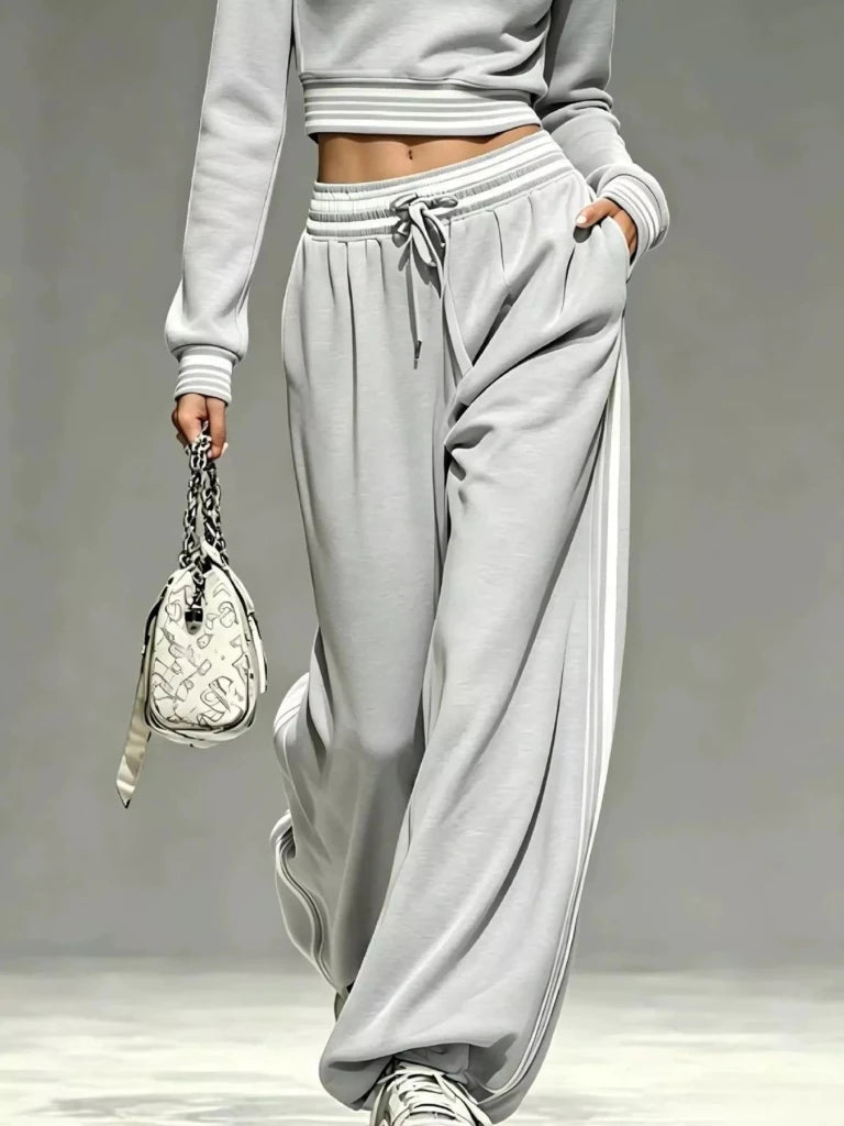 Light gray half-zip cropped top and pants set, view 3