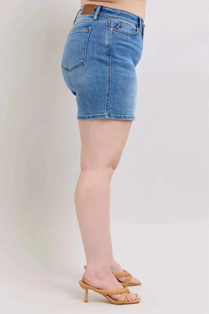 Judy Blue Full Size 2 Button Denim Shorts with Pockets Plus Size - Medium by Trendsi from FREYA’S CLOSET
