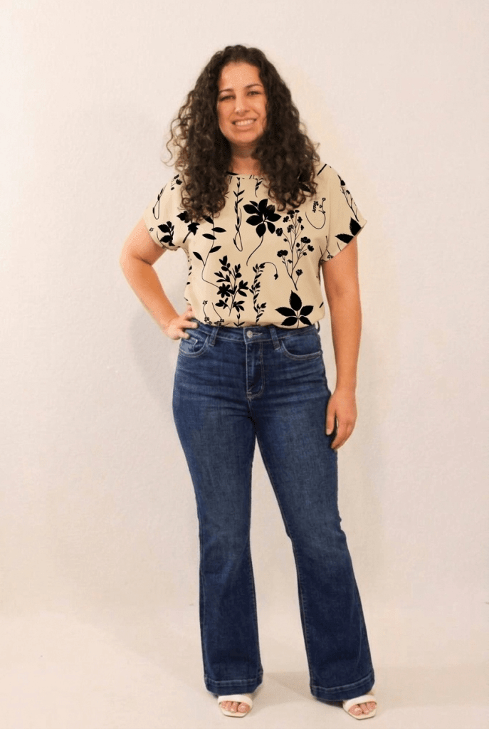 Judy Blue Full Size High Rise Flare Jeans with Pockets Plus Size - Dark by Trendsi from FREYA’S CLOSET