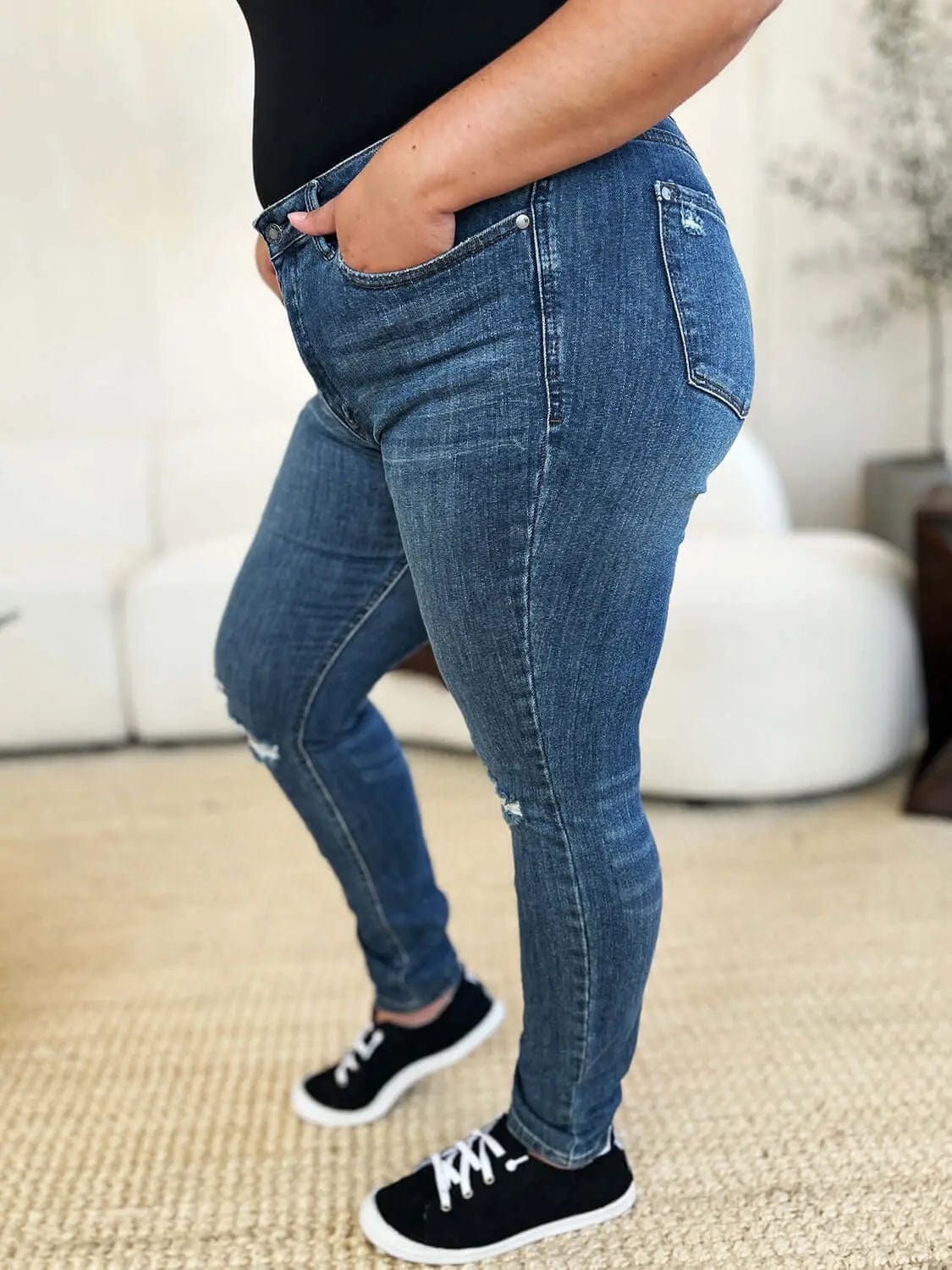 Trendsi Jeans Judy Blue Full Size Mid Waist Distressed Slim Jeans