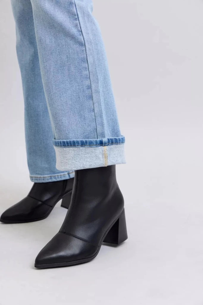 Judy Blue Mid Rise Thermal Bootcut Jeans - LT by Trendsi from FREYA’S CLOSET