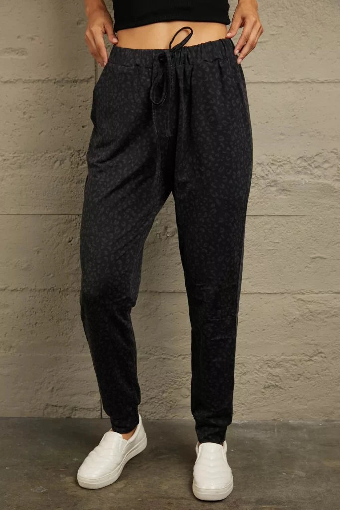 Leopard print joggers with pockets