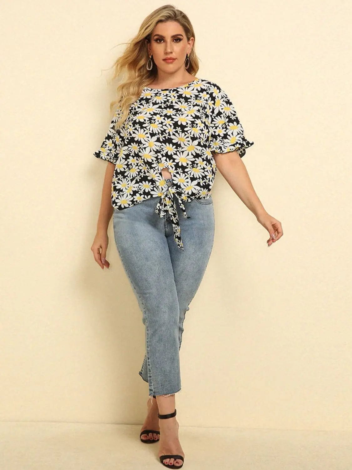 Trendsi Shirts and Blouse Plus Size Floral Round Neck Tie Hem Blouse