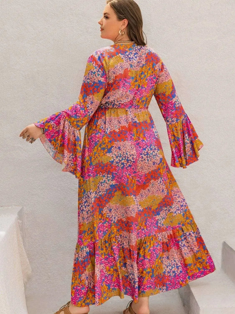 Trendsi Dresses Plus Size Printed V-Neck Long Sleeve Maxi Dress