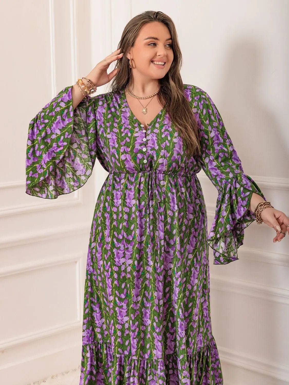 Trendsi Dresses Plus Size Printed V-Neck Long Sleeve Maxi Dress