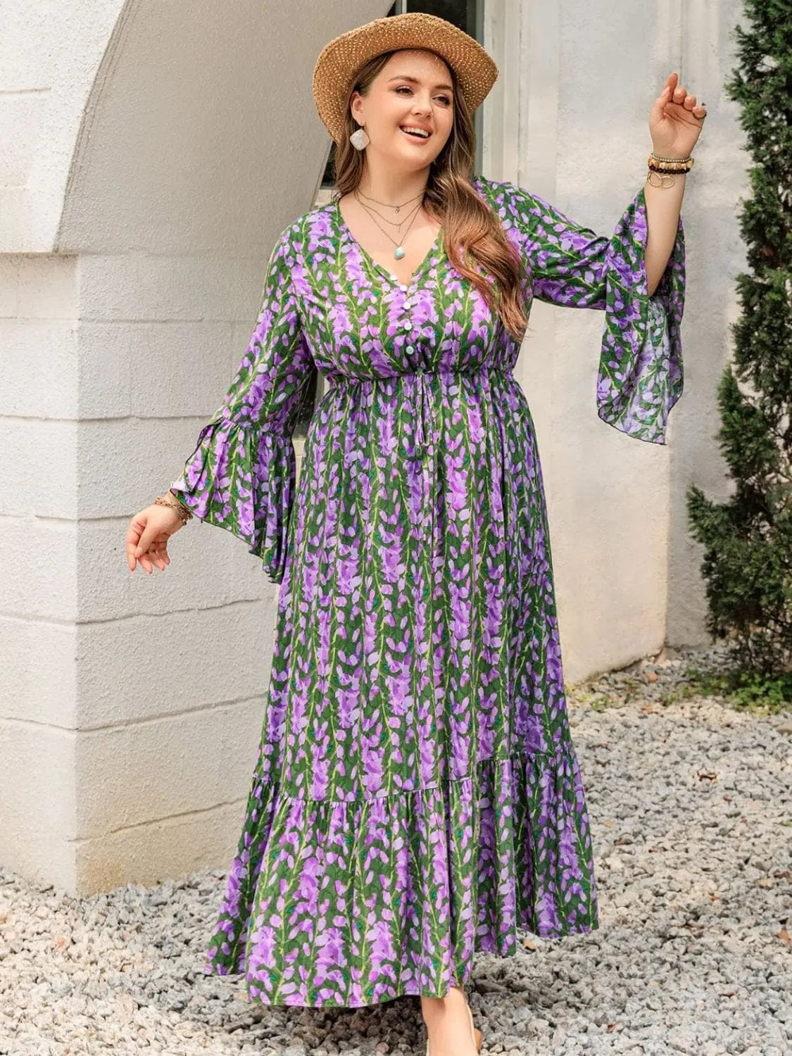 Trendsi Dresses Plus Size Printed V-Neck Long Sleeve Maxi Dress
