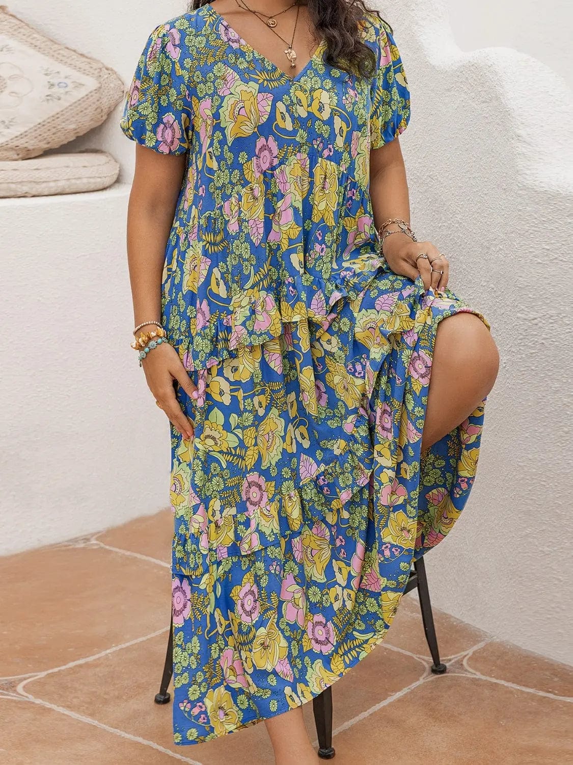 Trendsi Dresses Plus Size Printed V-Neck Short Sleeve Maxi Dress