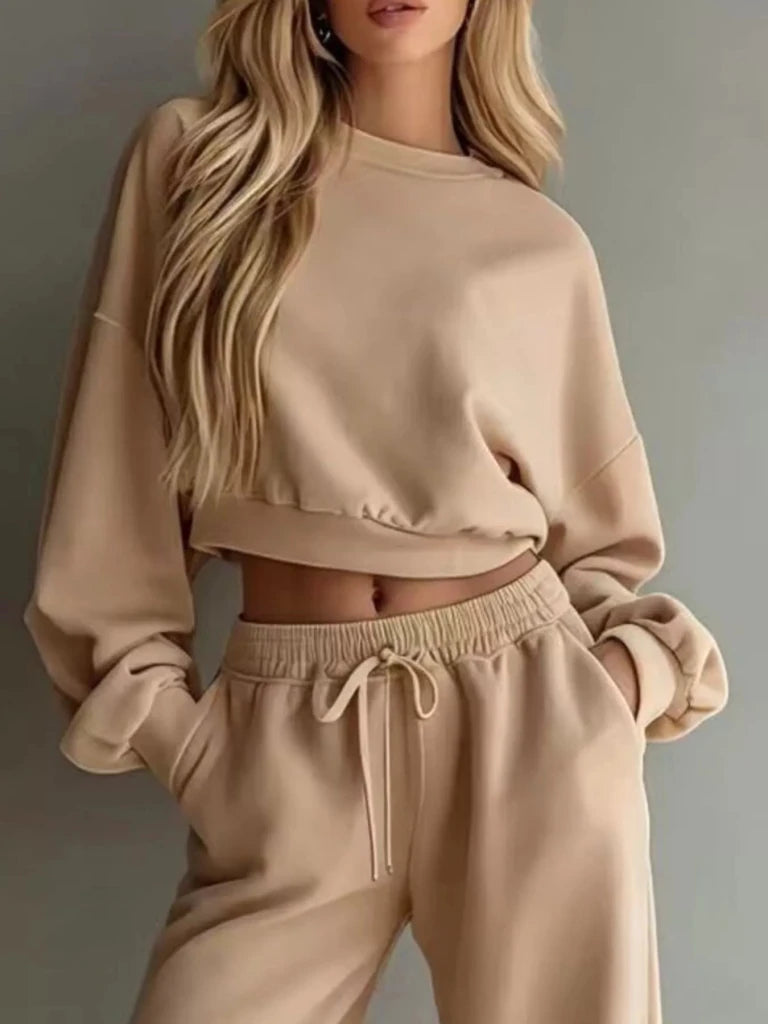 Round neck cropped sweatshirt and wide-leg pants set, alternate product image