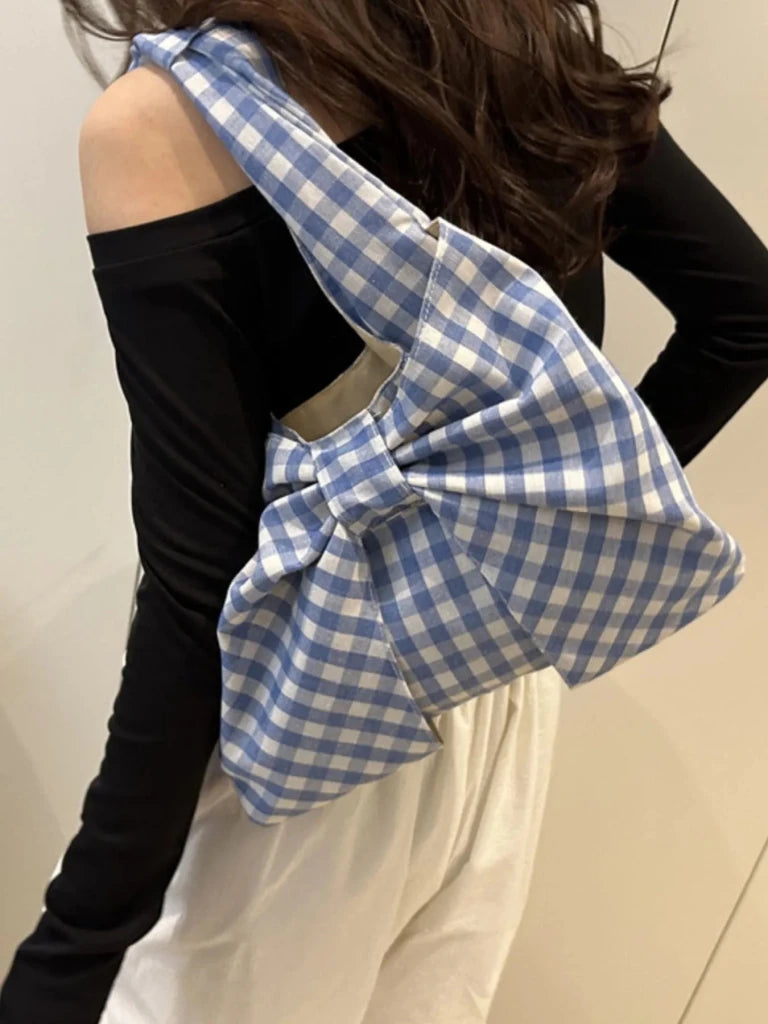 Ruched Bow Shoulder Bag - Black by Trendsi from FREYA’S CLOSET