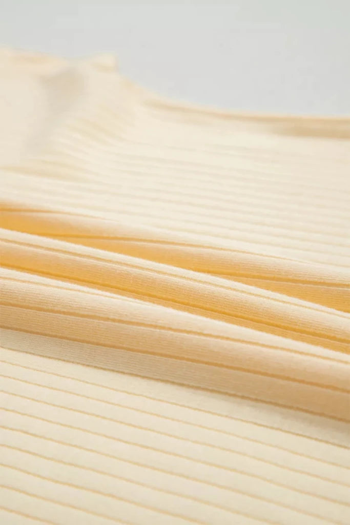 Soft ribbed color-block trim casual short set, alternate product image