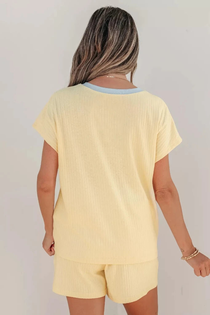 Soft ribbed color-block trim casual short set, alternate product image