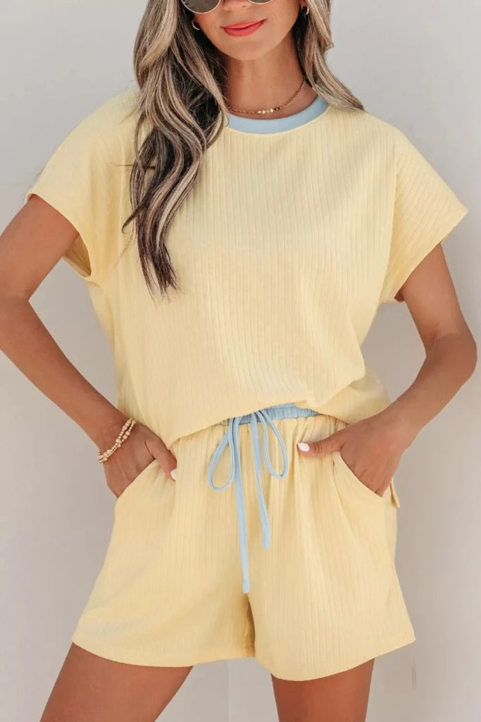 Soft ribbed color-block trim casual short set, alternate product image