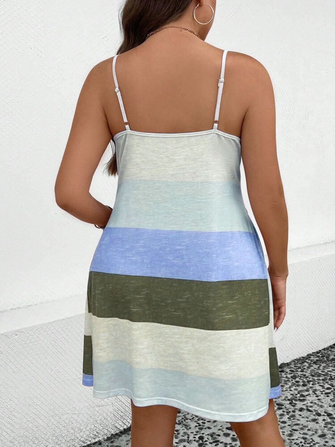 Trendsi Dresses Plus Size Color Block Scoop Neck Mini Dress Plus Size Color Block Scoop Neck Mini Dress