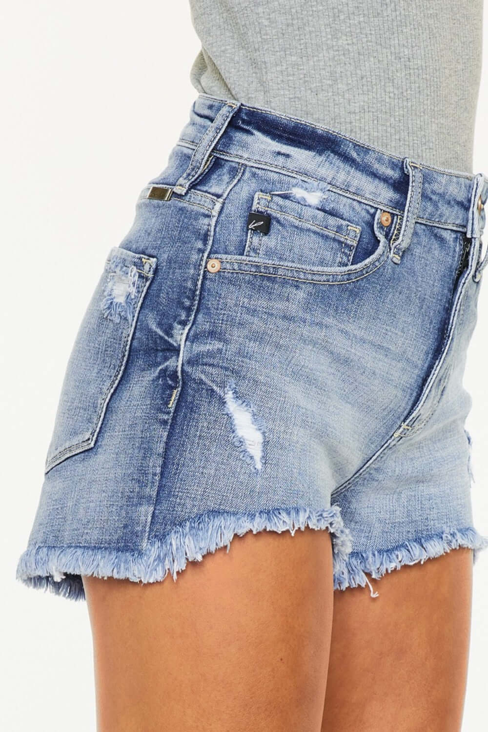 Trendsi short Kancan Distressed Raw Hem Denim Shorts Kancan Distressed Raw Hem Denim Shorts
