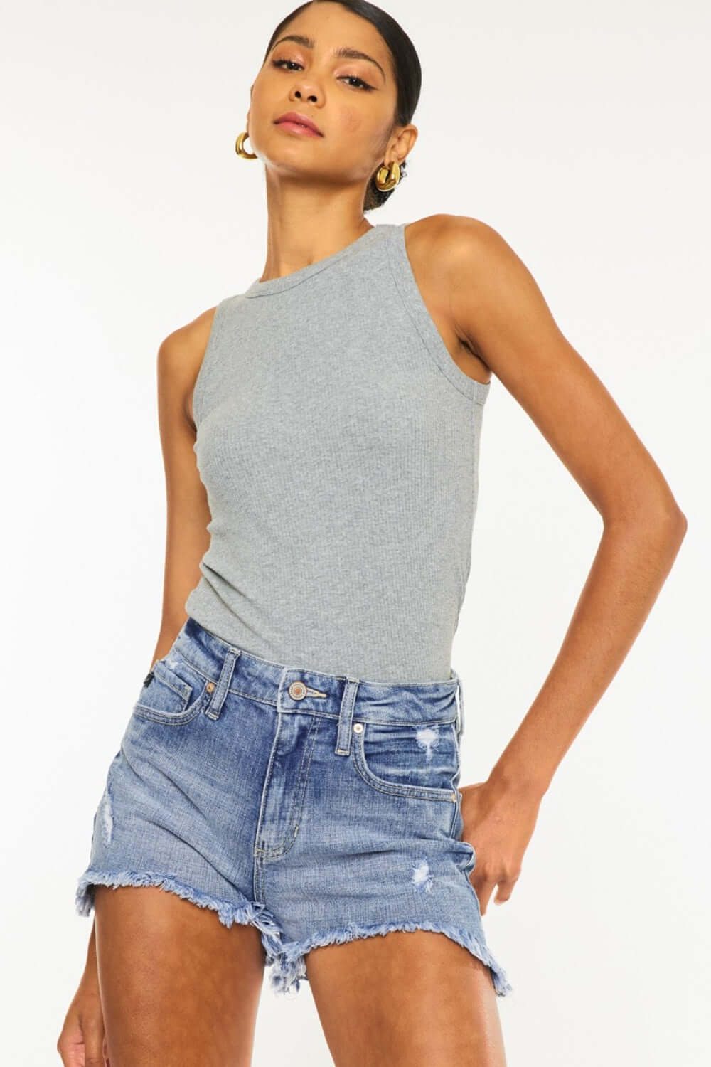 Trendsi short MED / 1(24) Kancan Distressed Raw Hem Denim Shorts Kancan Distressed Raw Hem Denim Shorts